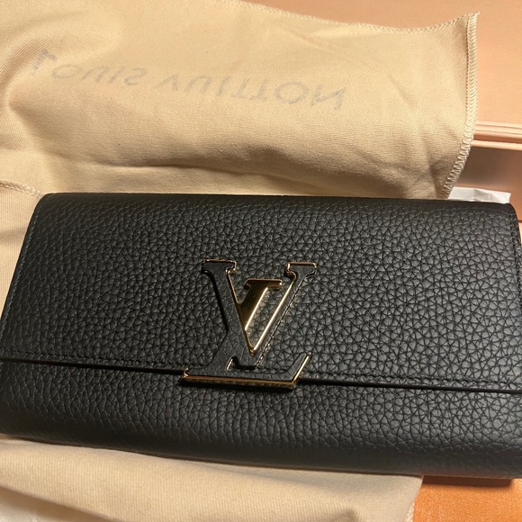 Louis Vuitton Capucines Wallet M61248 - New - Picture 1 of 4